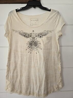 We The Free Ivory Short Sleeve Tee with Black Bird Graphic Small